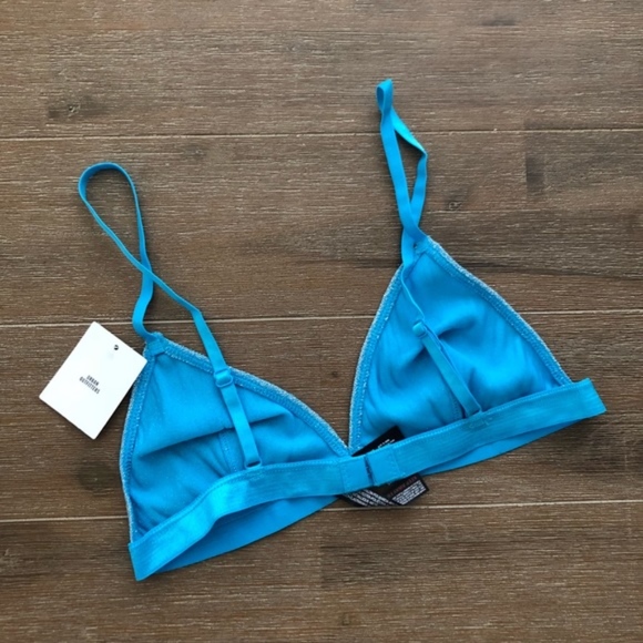 NWT Urban Outfitters Shimmer Triangle Bra S - Picture 3 of 8